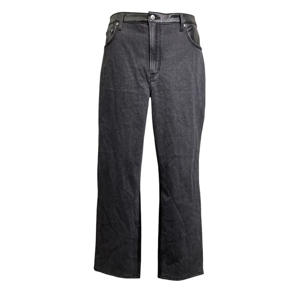NWT Abercrombie & Fitch Straight Leg Vegan Leather Ultra High Rise Jeans 34